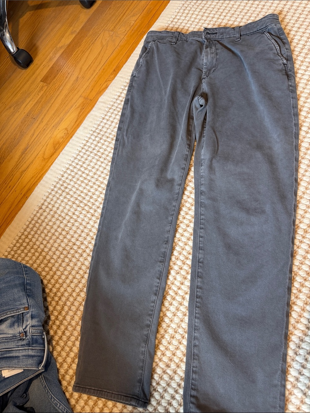 AG, Caden tailored trousers, size 28, faded black